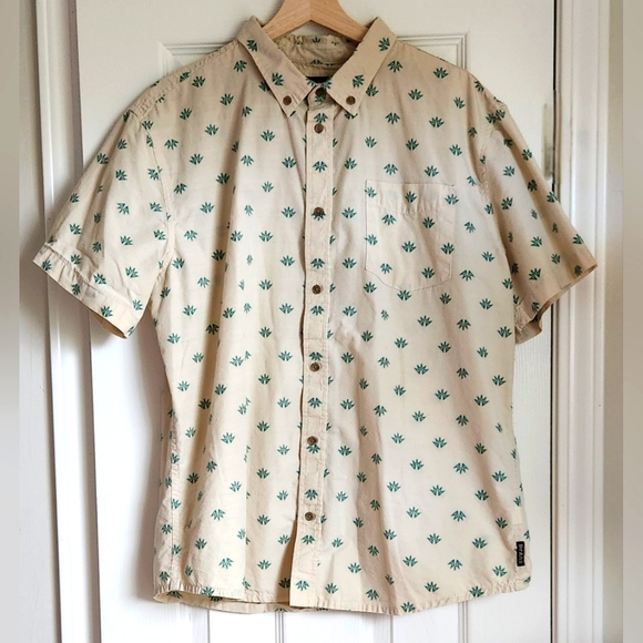 Prana Broderick Short Sleeve Button up shirt Size Large Slim Fit - Picture 1 of 10